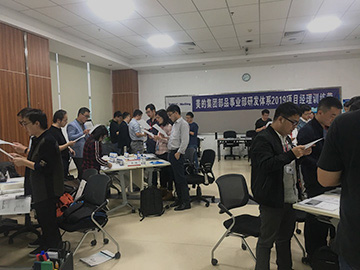 宣讀承諾書(shū).jpg 宣讀承諾書(shū).jpg