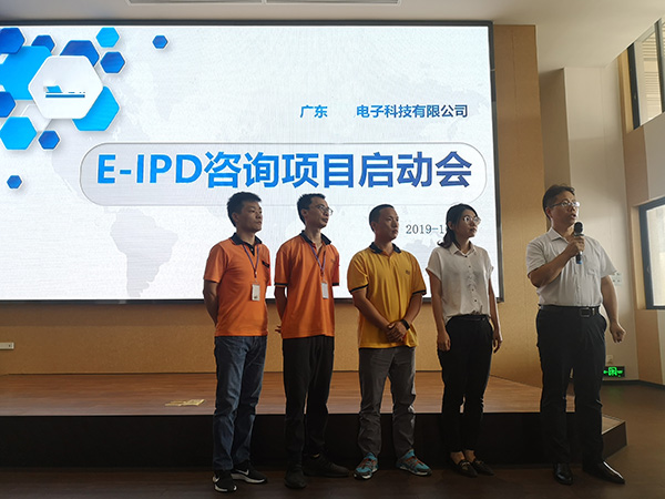 啟動(dòng)會(huì)宣誓4.jpg 啟動(dòng)會(huì)宣誓4.jpg